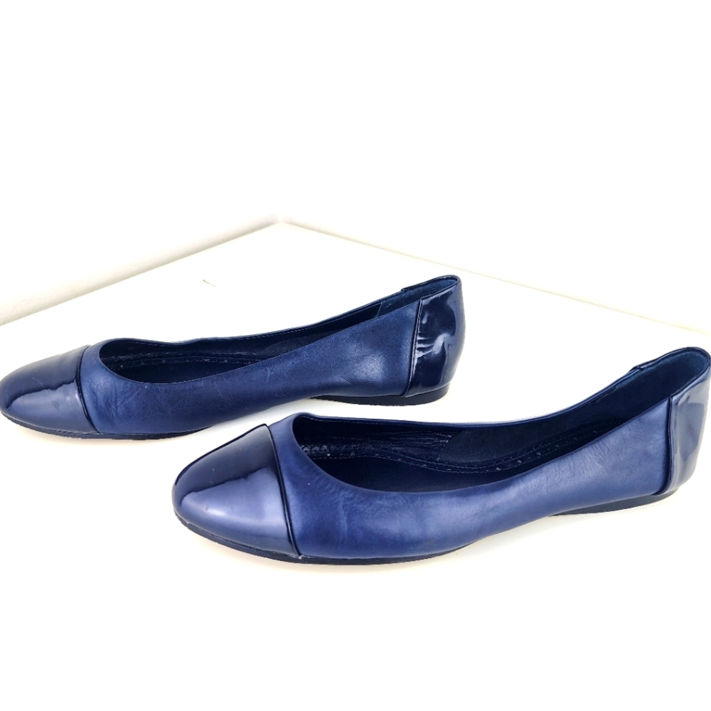 Brooks Brothers ballet flats in Nay Blue Size 9 Leather Women Shoes